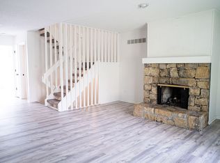 5571 Santa Fe Dr, Overland Park, KS 66202