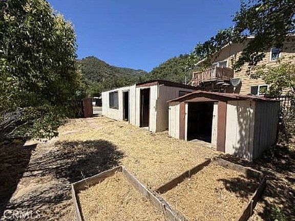 3rd image of 9805 Diane Ln