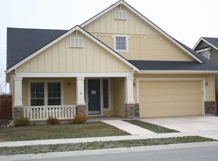 1041 E Washakie, Meridian, ID 83642