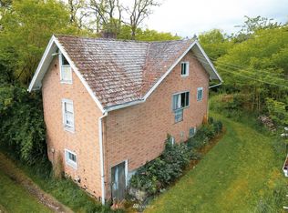 8220 NE West Kingston Rd, Kingston, WA 98346