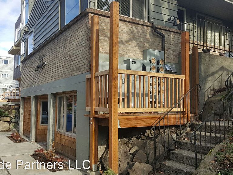 712 Summit Ave E Apartment Rentals Seattle, WA Zillow