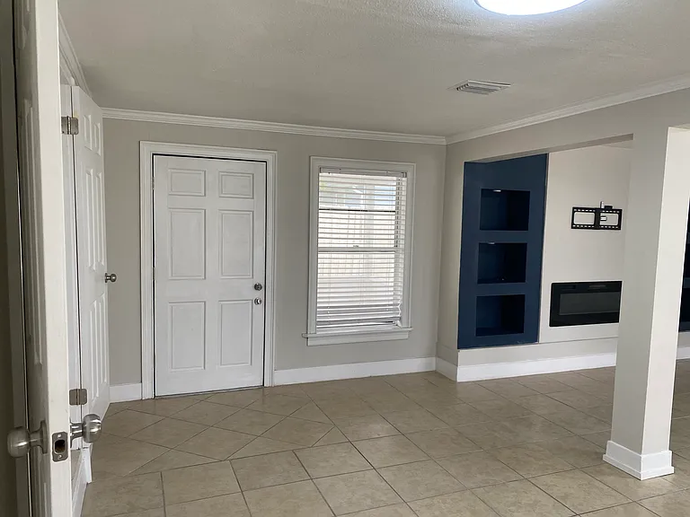 601 Riverview Ave — Photo 5