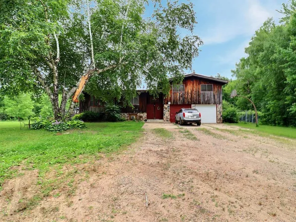 N5202 Maple Ave, Shawano, WI 54166