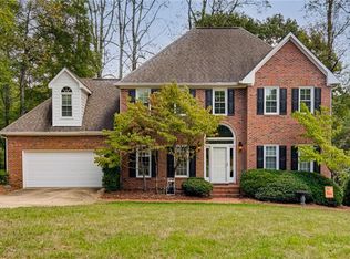 2702 Red Gate Ct, Jamestown, NC 27282