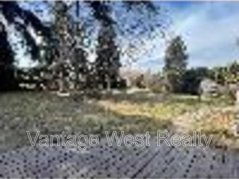 1291A Kelglen Cres — Photo 31