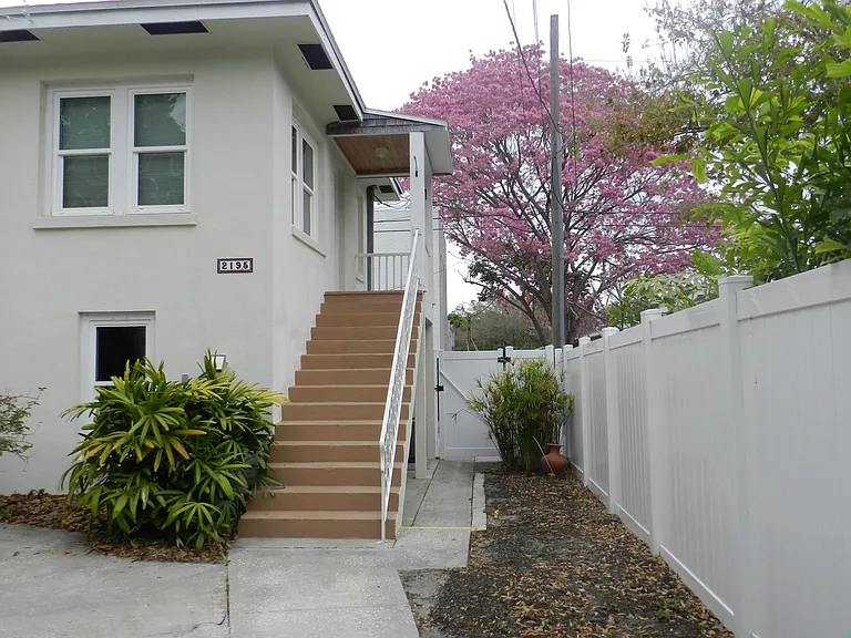 219 15th Ave N #219.5 — Photo 15