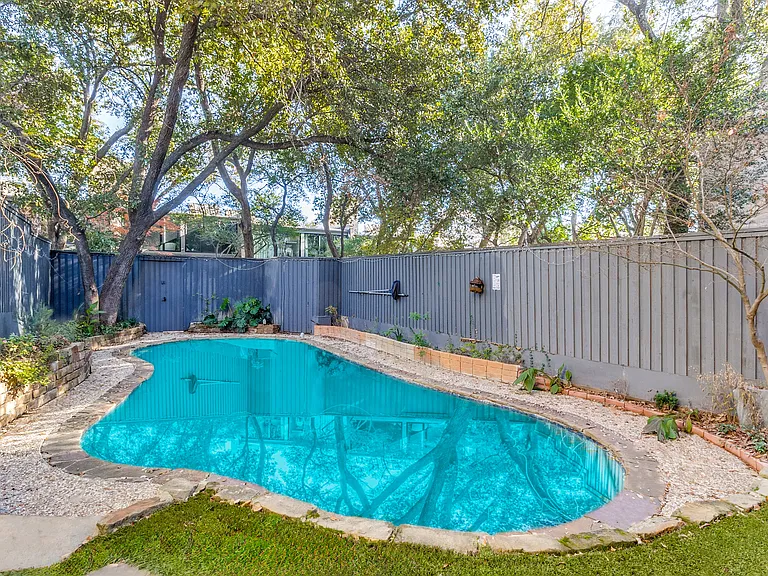 4024 Buena Vista St — Photo 24