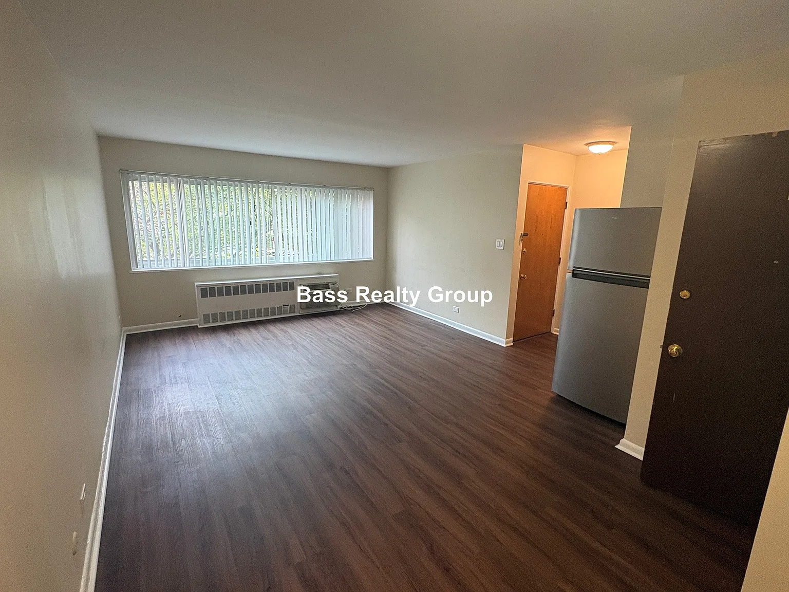 Studio, 1.0 bath, $1,300 — Photo 2