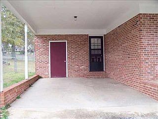 4th image of 8 Woodlawn Dr