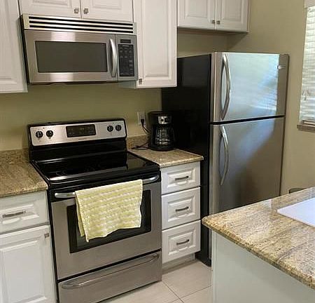 3rd image of 207 Tropic Isle Dr APT 114