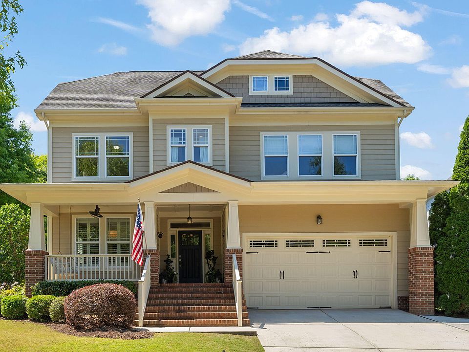 1st image of 700 Ancient Oaks Dr