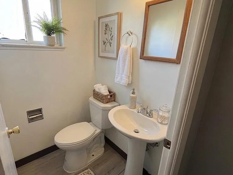 Highland Park Townhomes — Photo 7