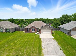 638 Lakeshore Blvd, Oak Point, TX 75068