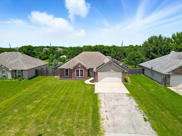 638 Lakeshore Blvd, Oak Point, TX 75068