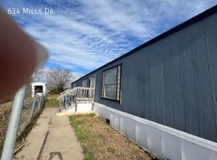 634 E Mills Dr, Towanda, KS 67144