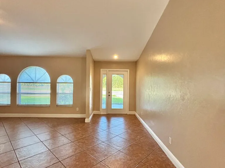 4343 SW Sands Blvd — Photo 49