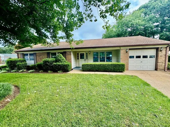 4345 Temple Ct, Virginia Beach, VA 23455