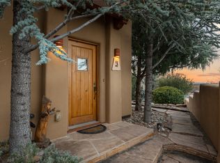 28 Camino De Vecinos, Santa Fe, NM 87507