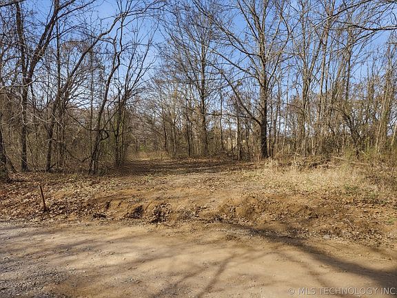 4th image of 1234 Carter Rd