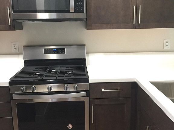 5th image of 2466 Seahorse Ave #2466