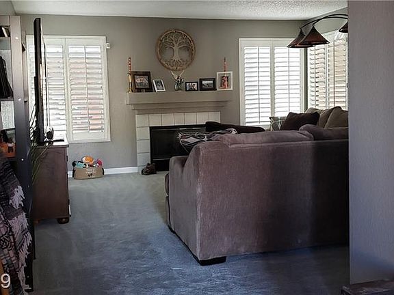 2nd image of 1421 Lucia Dr
