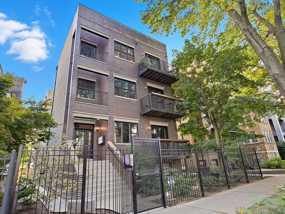 1st image of 1313 W Carmen Ave #3N