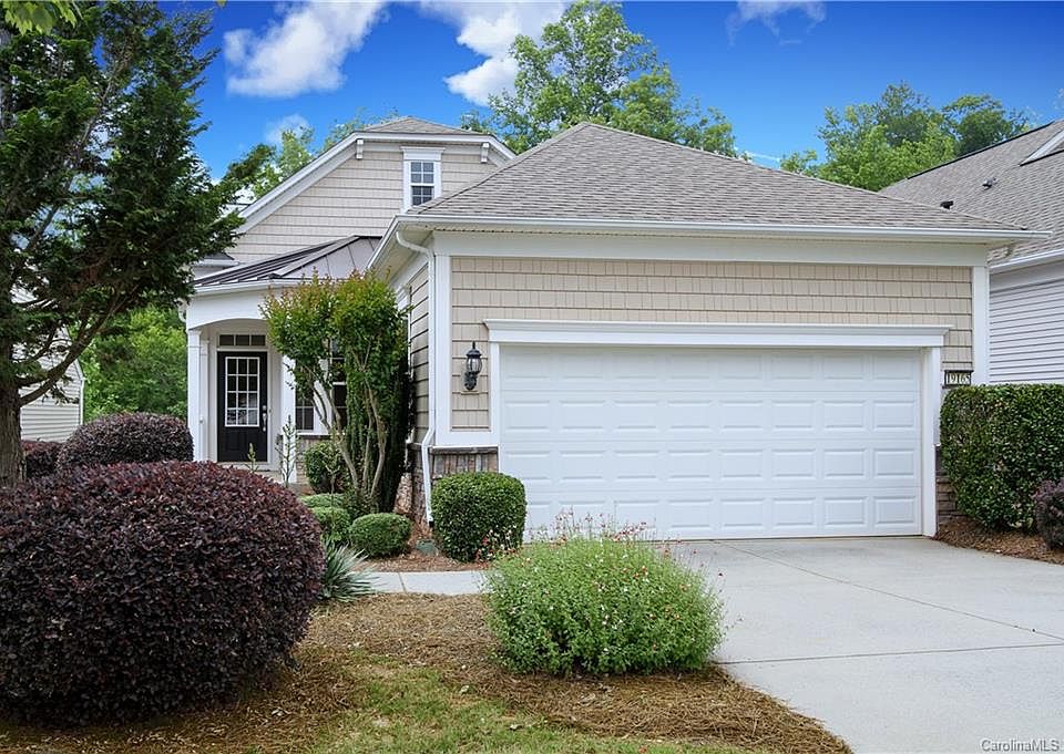 1st image of 19165 Mallard Dr
