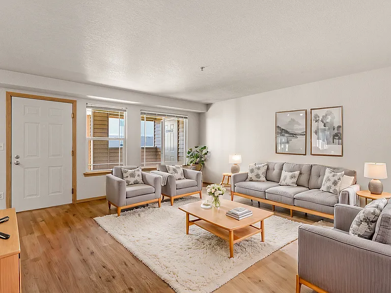 Relax in style with this beautifully designed living room, combining comfort and elegance. Relax in style with this beautifully designed living room, combining comfort and elegance.