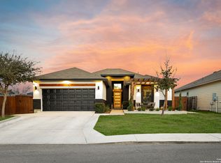 9418 Butterfly Bnd, San Antonio, TX 78221