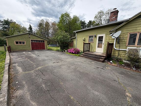 4th image of 88 Newell Pond Rd