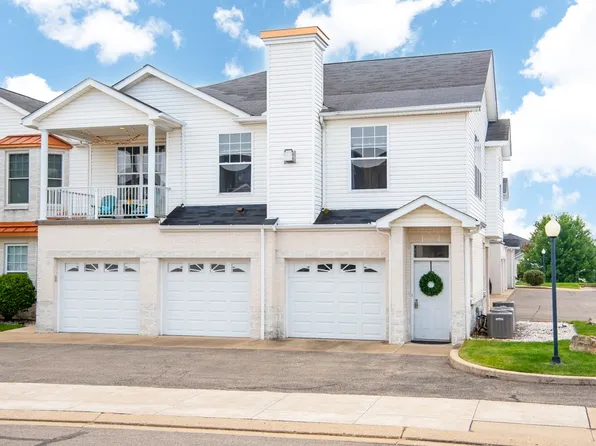225 Adams Pointe Blvd Unit 6, Mars, PA 16046