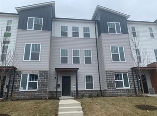 304 Steeples Blvd, Indianapolis, IN 46222