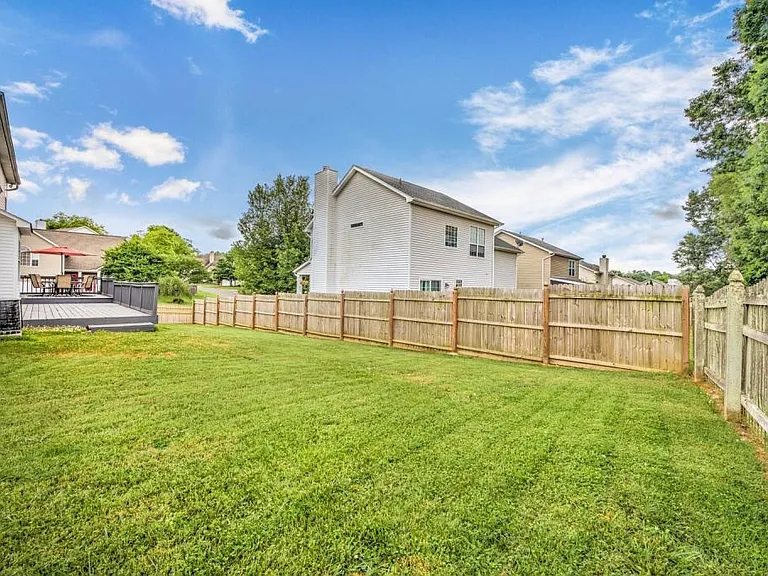 8200 Gallaher Station Dr — Photo 29