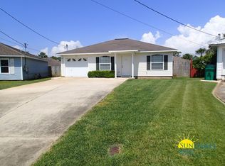 50 Stowe Rd, Mary Esther, FL 32569