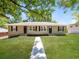 113 S Oak Ridge Ter, Independence, MO 64054
