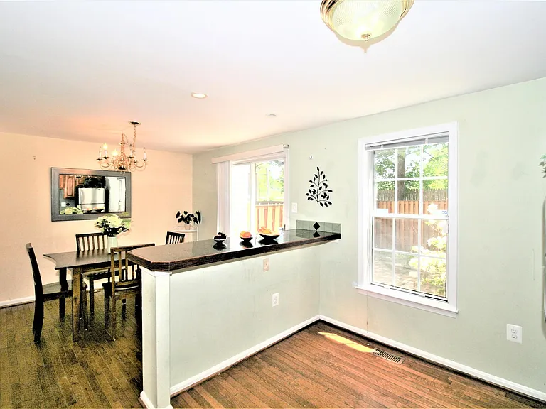 10602 Tuppence Ct — Photo 9