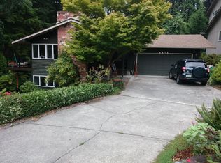 5616 SW Andover St, Seattle, WA 98116