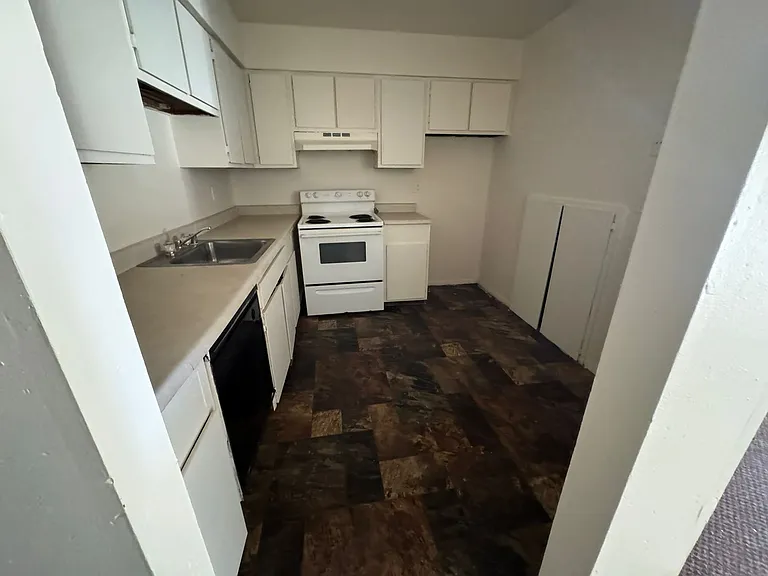7682 W Wabash Ct — Photo 1