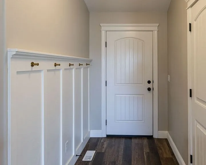 303 S Park Ave — Photo 17