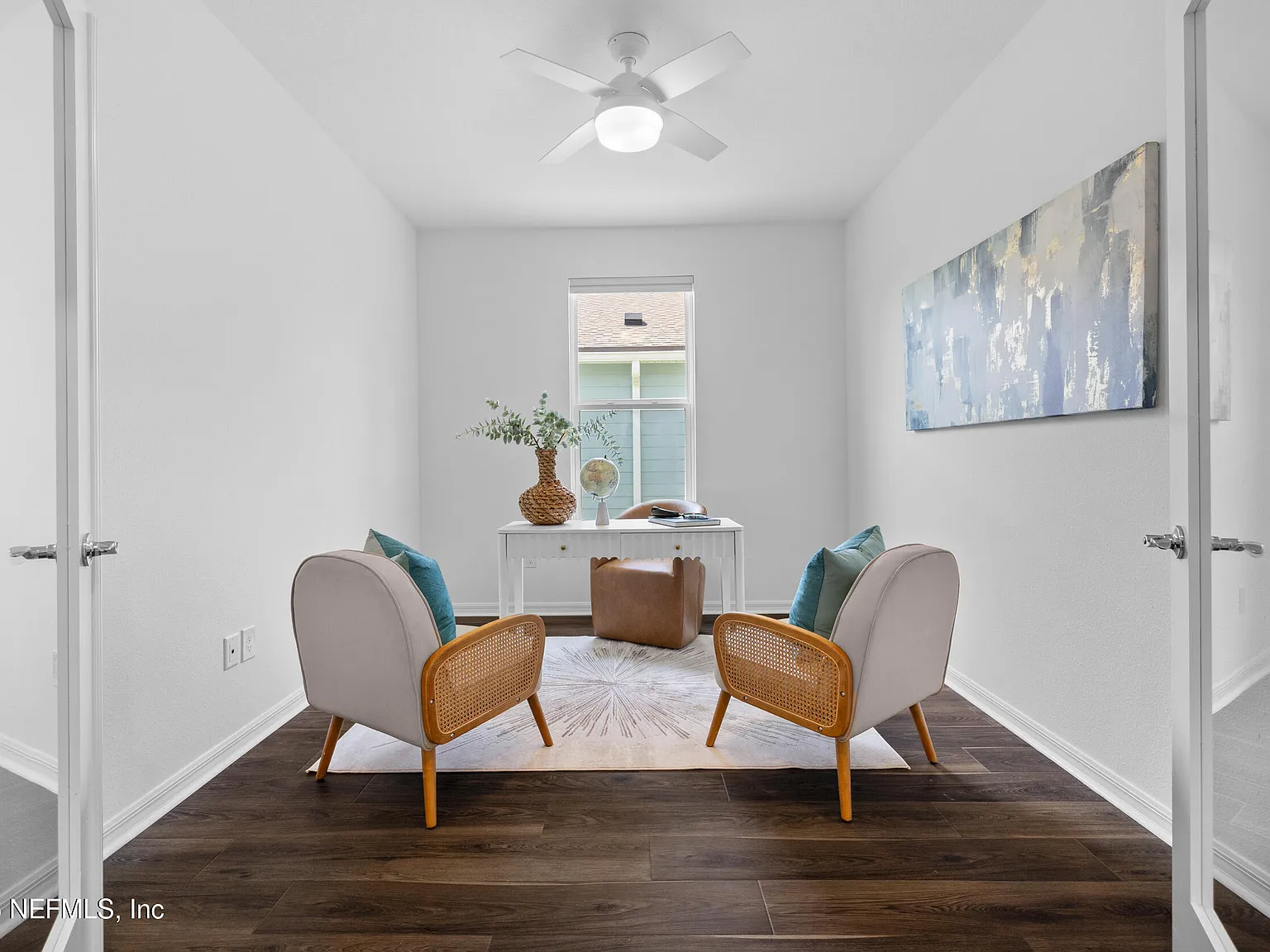 3 bed, 3.0 bath, 2110 sqft, $4,500 — Photo 3