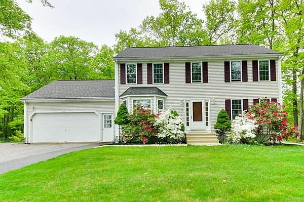 1st image of 48 Arrowwood Dr