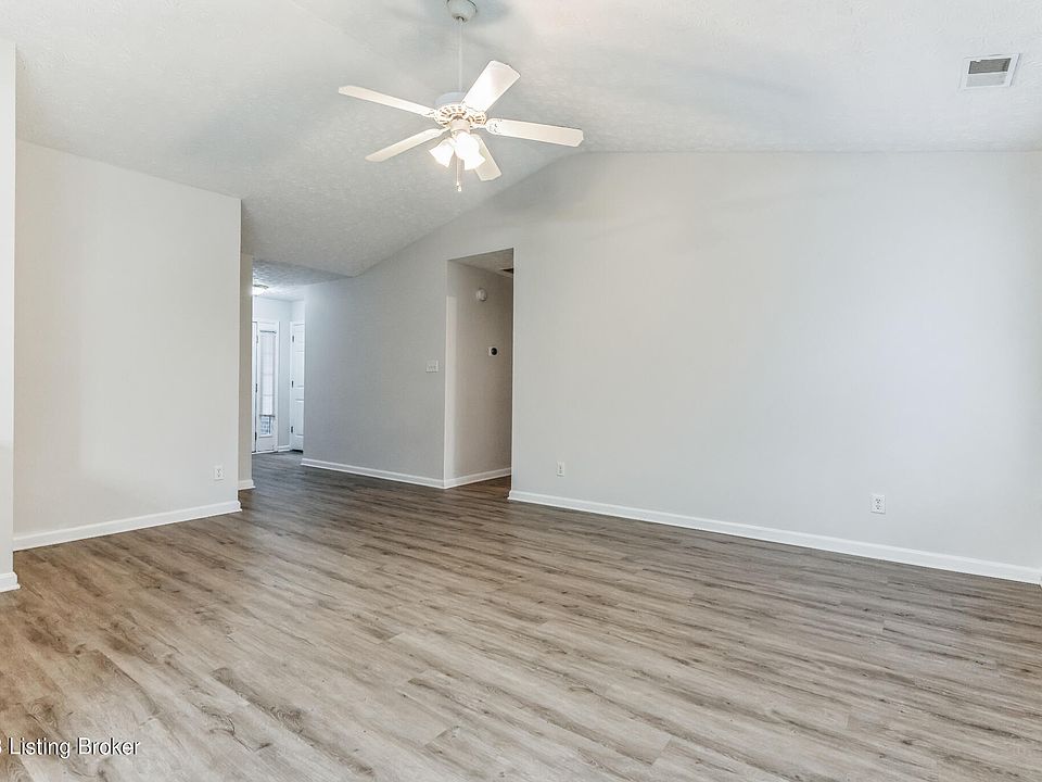 11212 Woodridge Lake Way, Louisville, KY 40272 Zillow