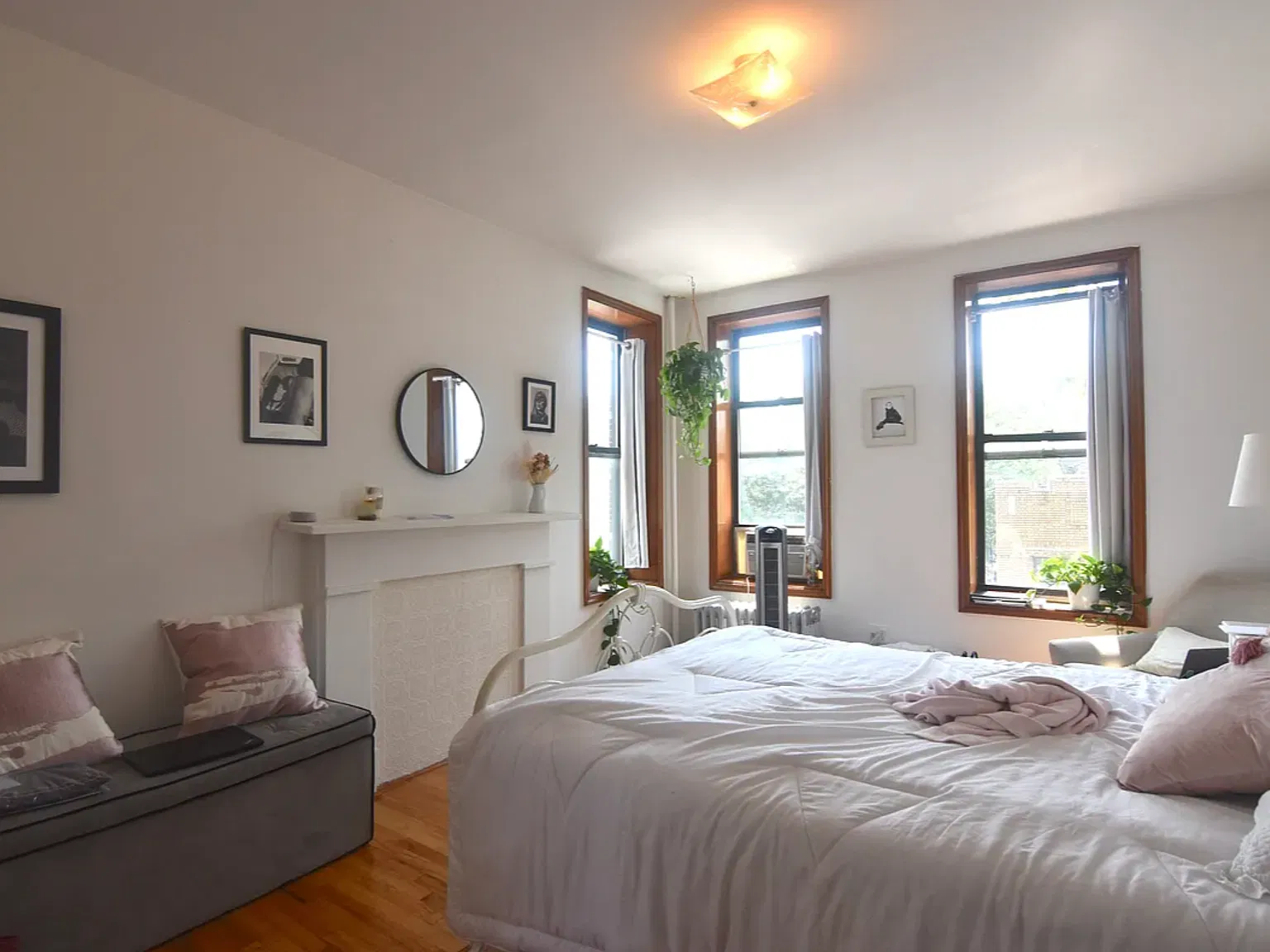 73 Meserole Avenue — Photo 2