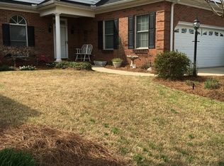 206 Greenview Cir, Greenville, SC 29609