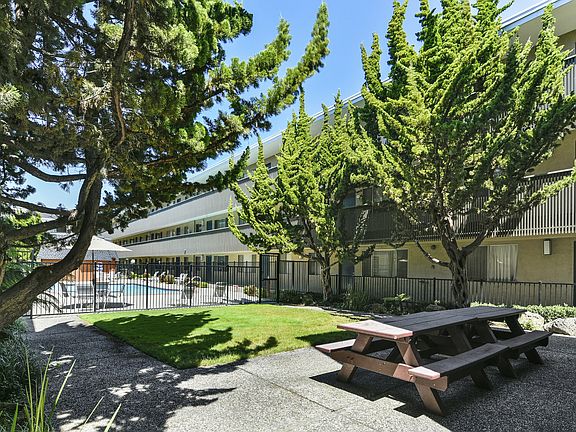 2nd image of 550 Central Ave #Edae643cf