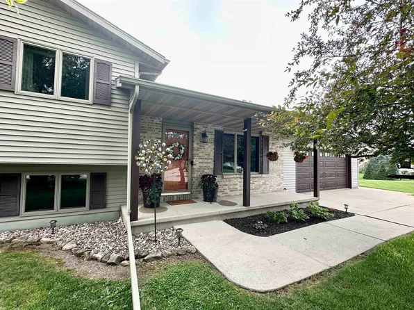 24 Pennycress Ct, Fond Du Lac, WI 54935