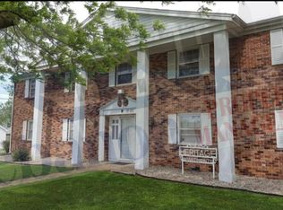 445 N Madison Ave #D-12, Lebanon, MO 65536