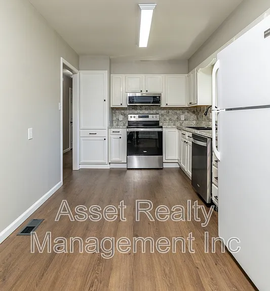 4821 Gettysburg Rd — Photo 10