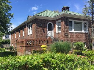 351 E Olive St, Long Beach, NY 11561