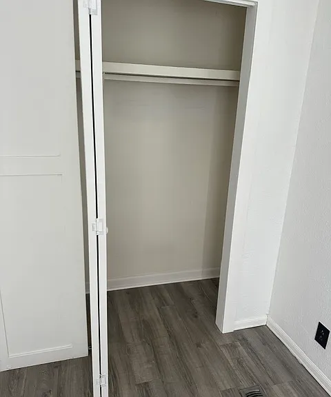 416 W 5th Ave #29 — Photo 23